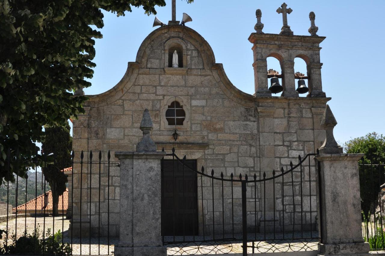 فيلا Pinheirinhos - Quinta De Sao Caetano Carapito المظهر الخارجي الصورة